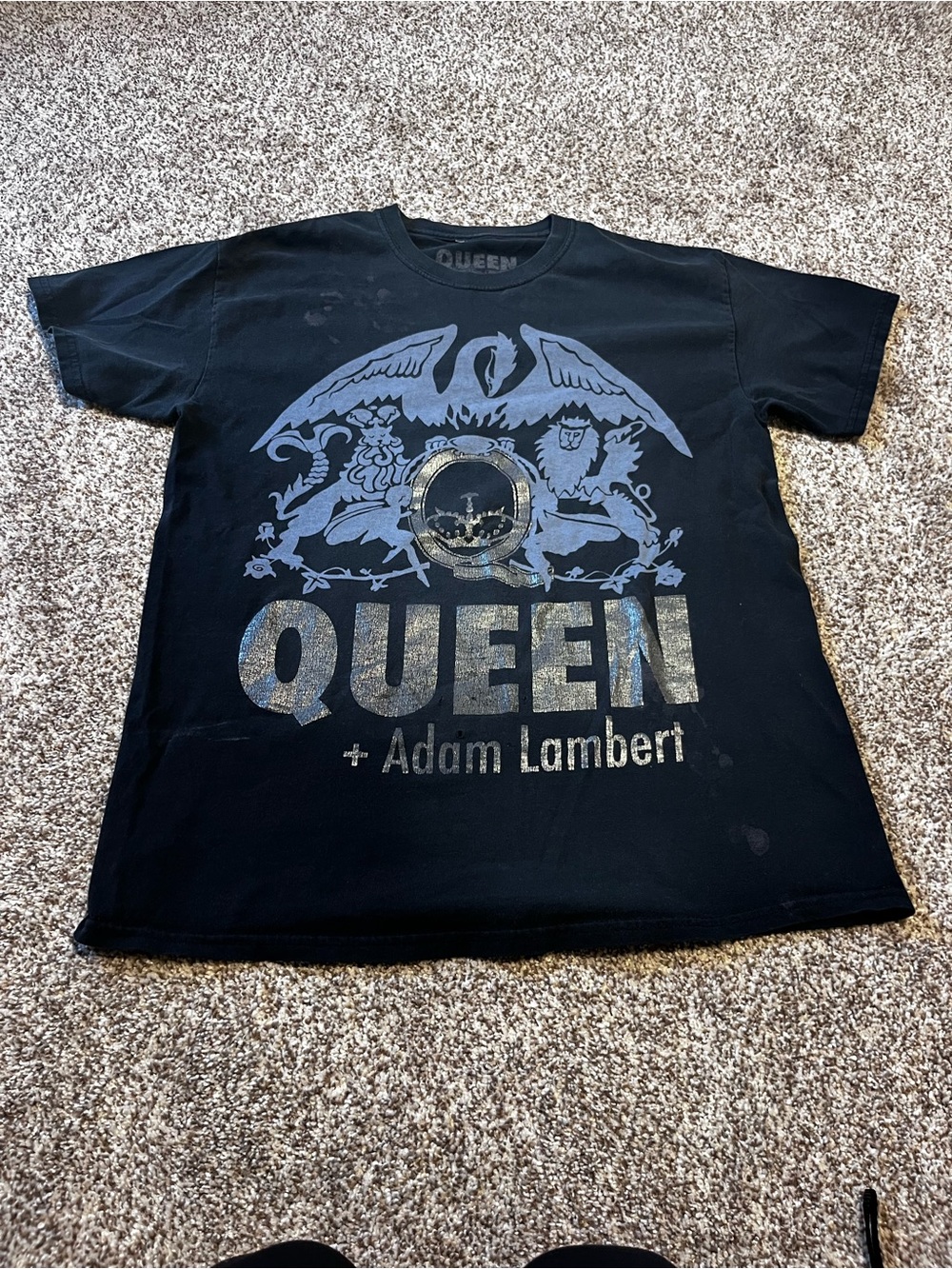 Queen + Adam Lambert Black Concert Band Tour T Shirt Med Vintage Distressed Look